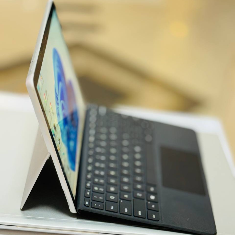 لپ تاپ استوک 10.5 اینچی مایکروسافت مدل Microsoft Surface Go Pentium 4415Y 8GB 128GB Intel HD 615 مشخصات، قیمت و خرید لپ تاپ استوک 10.5 اینچی مایکروسافت مدل Microsoft Surface Go Pentium 4415Y 8GB 128GB Intel HD 615