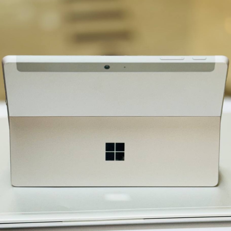 لپ تاپ استوک 10.5 اینچی مایکروسافت مدل Microsoft Surface Go Pentium 4415Y 8GB 128GB Intel HD 615 مشخصات، قیمت و خرید لپ تاپ استوک 10.5 اینچی مایکروسافت مدل Microsoft Surface Go Pentium 4415Y 8GB 128GB Intel HD 615