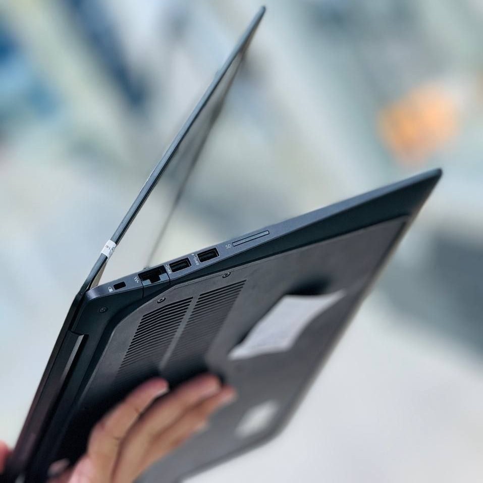 لپ تاپ استوک 15.6 اینچی اچ پی مدل HP Zbook 15 G4 studio i7 7820HQ 16GB 512GB NVIDIA Quadro M1200 مشخصات، قیمت و خرید لپ تاپ استوک 15.6 اینچی اچ پی مدل HP Zbook 15 G4 studio i7 7820HQ 16GB 512GB NVIDIA Quadro M1200