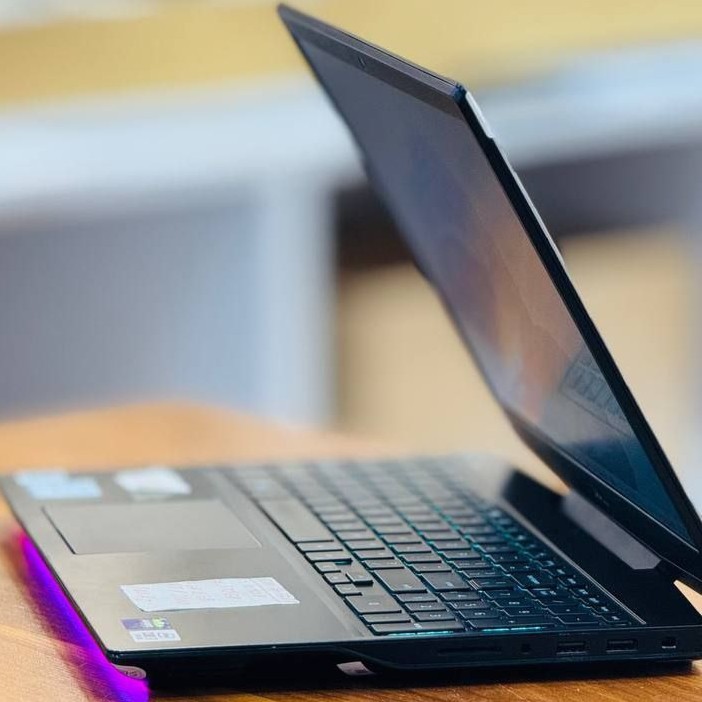 لپ تاپ استوک 15.6 اینچی دل مدل Dell G5 5500 i7 10750H 16GB 512GB NVIDIA RTX 2060 مشخصات، قیمت و خرید لپ تاپ استوک 15.6 اینچی دل مدل Dell G5 5500 i7 10750H 16GB 512GB NVIDIA RTX 2060