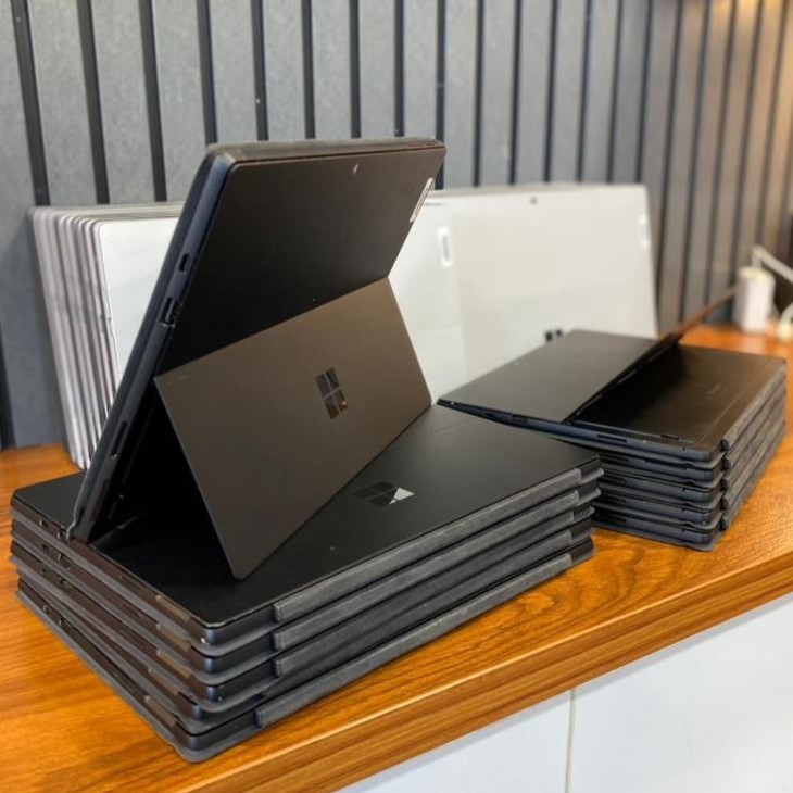 لپ تاپ استوک 12.3 اینچی مایکروسافت مدل Microsoft Surface Pro 7 i5 1035G4 8GB 256GB Intel Iris Plus مشخصات، قیمت و خرید لپ تاپ استوک 12.3 اینچی مایکروسافت مدل Microsoft Surface Pro 7 i5 1035G4 8GB 256GB Intel Iris Plus