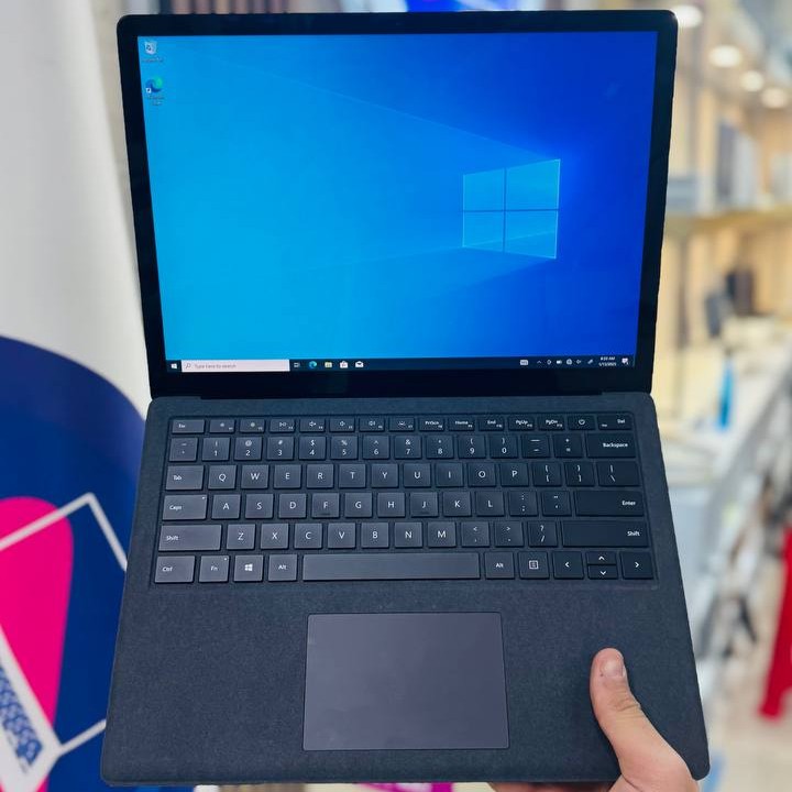 لپ تاپ استوک 13.5 مایکروسافت مدل Microsoft Surface Laptop 2 i7 8650U 16GB 512GB Intel UHD 620 مشخصات، قیمت و خرید لپ تاپ استوک 13.5 مایکروسافت مدل Microsoft Surface Laptop 2 i7 8650U 16GB 512GB Intel UHD 620
