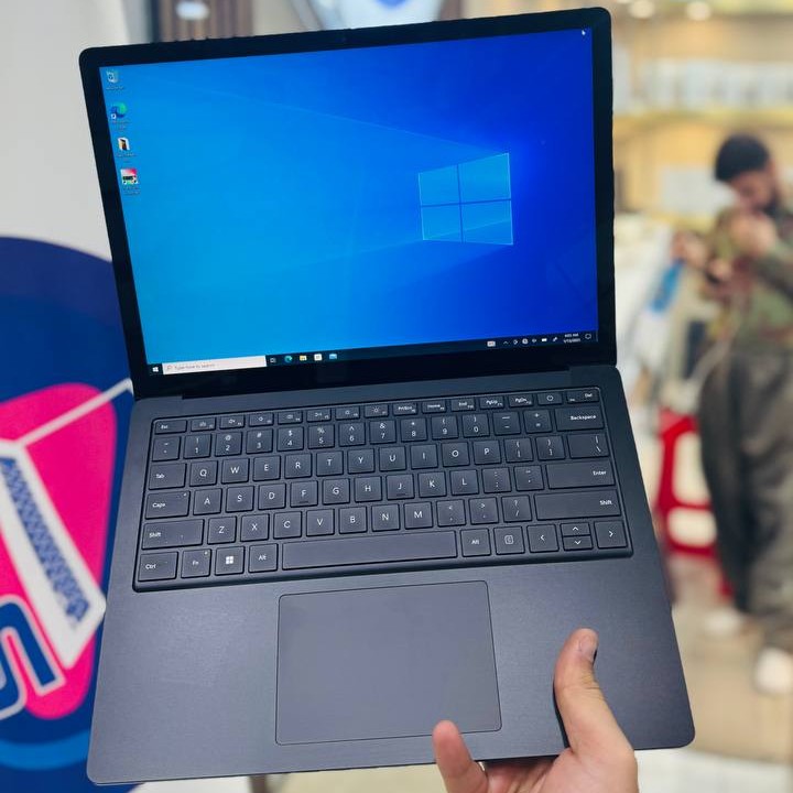 لپ تاپ استوک 13.5 اینچی مایکروسافت مدل Microsoft Surface Laptop 5 i7 1265U 16GB 256GB Intel Iris Xe مشخصات، قیمت و خرید لپ تاپ استوک 13.5 اینچی مایکروسافت مدل Microsoft Surface Laptop 5 i7 1265U 16GB 256GB Intel Iris Xe