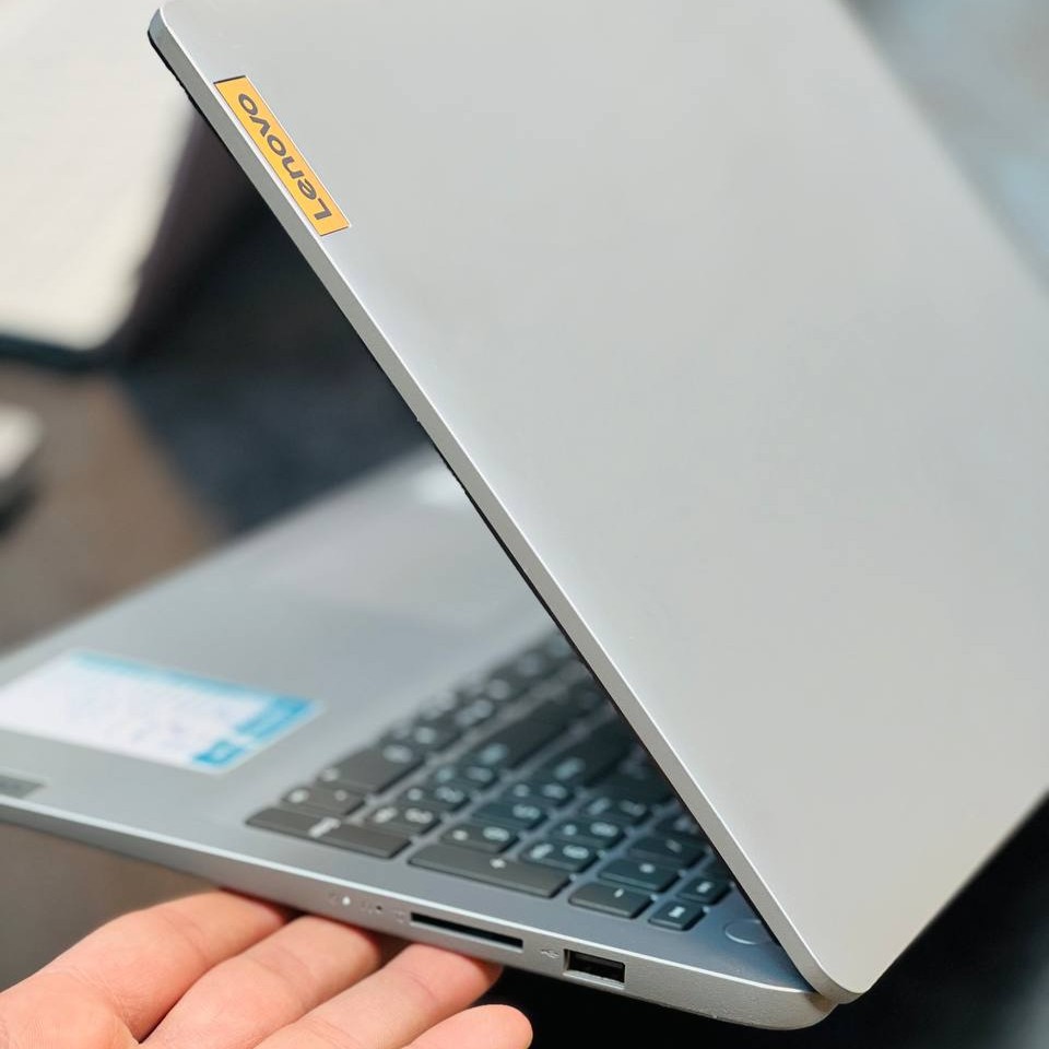 لپ تاپ استوک 15.6 اینچی لنوو مدل Lenovo Ideapad 1 i5 1235U 8GB 512GB Intel UHD 730 مشخصات، قیمت و خرید لپ تاپ استوک 15.6 اینچی لنوو مدل Lenovo Ideapad 1 i5 1235U 8GB 512GB Intel UHD 730