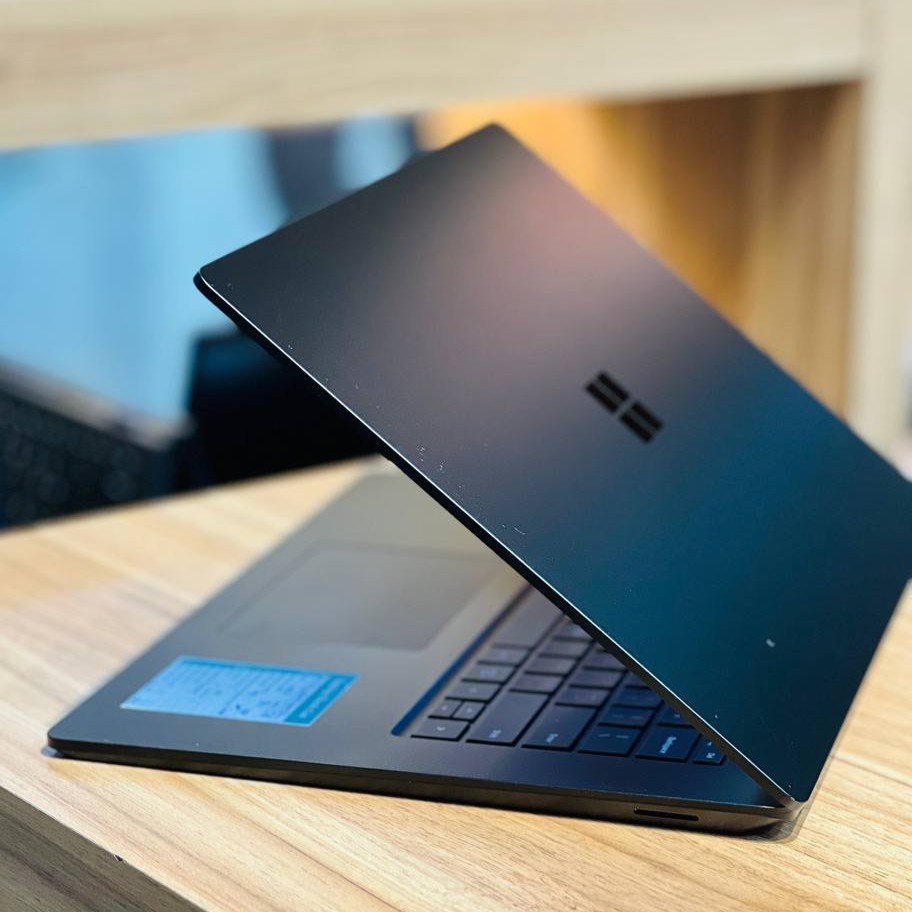 لپ تاپ استوک 15 اینچی مایکروسافت مدل Microsoft Surface Laptop 3 i7 1065G7 32GB 1TB Intel Iris Plus مشخصات، قیمت و خرید لپ تاپ استوک 15 اینچی مایکروسافت مدل Microsoft Surface Laptop 3 i7 1065G7 32GB 1TB Intel Iris Plus