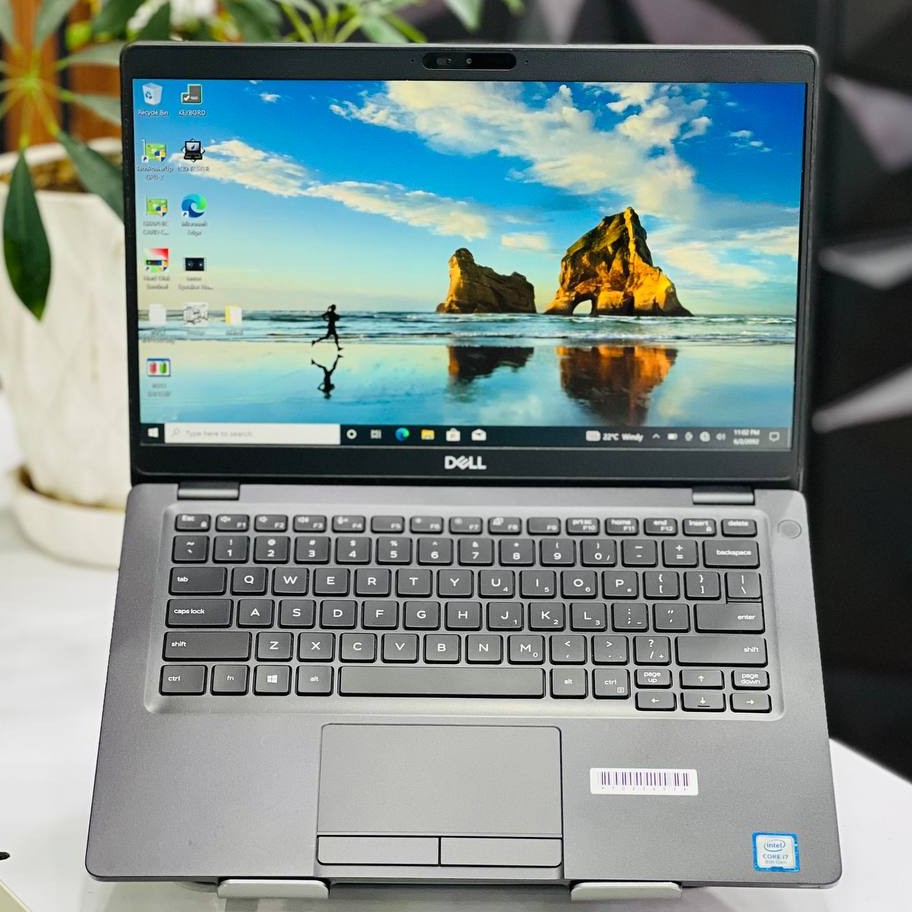 لپ تاپ استوک 13.3 اینچی دل مدل Dell Latitude 5300 i7 8665U 16GB 256GB Intel UHD 620 مشخصات، قیمت و خرید لپ تاپ استوک 13.3 اینچی دل مدل Dell Latitude 5300 i7 8665U 16GB 256GB Intel UHD 620
