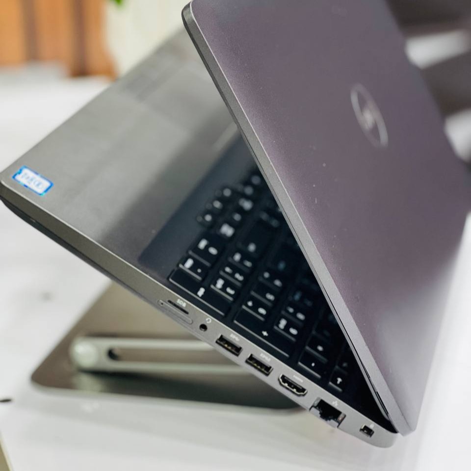 لپ تاپ استوک 15.6 اینچی دل مدل Dell Precision 3541 i5 9400H 16GB 512GB NVIDIA Quadro P600 مشخصات، قیمت و خرید لپ تاپ استوک 15.6 اینچی دل مدل Dell Precision 3541 i5 9400H 16GB 512GB NVIDIA Quadro P600