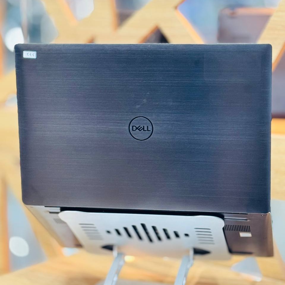 لپ تاپ استوک 15.6 اینچی دل مدل Dell Precision 5530 Xeon E-2176M 32GB 512GB NVIDIA Quadro P2000 Touch مشخصات، قیمت و خرید لپ تاپ استوک 15.6 اینچی دل مدل Dell Precision 5530 Xeon E-2176M 32GB 512GB NVIDIA Quadro P2000 Touch
