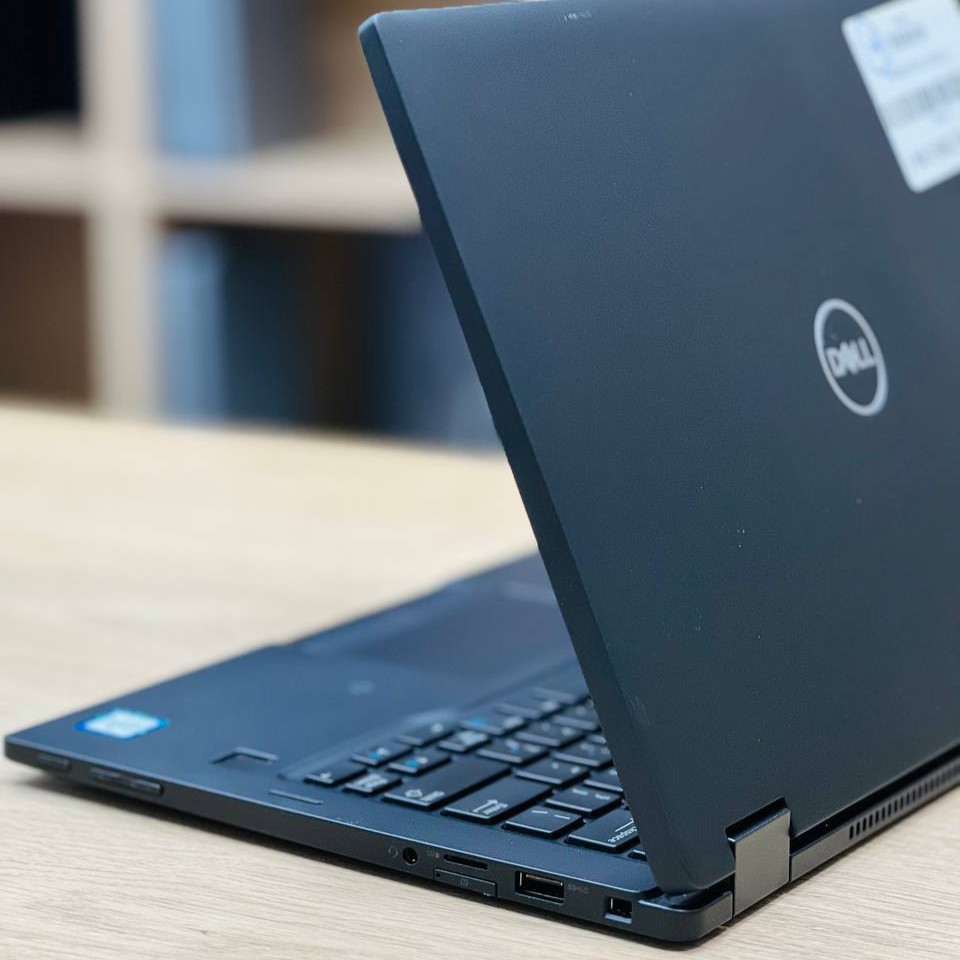 لپ تاپ استوک 13.3 اینچی دل مدل Dell Latitude 7390 i5 8350U 8GB 256GB Intel UHD 620 مشخصات، قیمت و خرید لپ تاپ استوک 13.3 اینچی دل مدل Dell Latitude 7390 i5 8350U 8GB 256GB Intel UHD 620