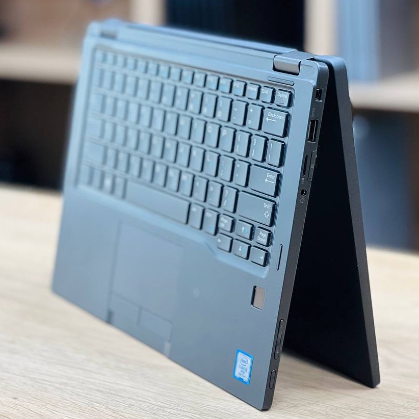 لپ تاپ استوک 13.3 اینچی دل مدل Dell Latitude 7390 i5 8350U 8GB 256GB Intel UHD 620 مشخصات، قیمت و خرید لپ تاپ استوک 13.3 اینچی دل مدل Dell Latitude 7390 i5 8350U 8GB 256GB Intel UHD 620