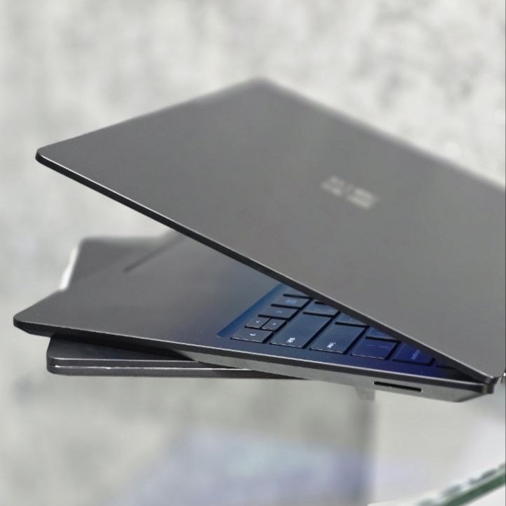 لپ تاپ استوک 13.5 اینچی مایکروسافت مدل Microsoft Surface Laptop 4 i7 1185G7 16GB 256GB Intel Iris Xe مشخصات، قیمت و خرید لپ تاپ استوک 13.5 اینچی مایکروسافت مدل Microsoft Surface Laptop 4 i7 1185G7 16GB 256GB Intel Iris Xe