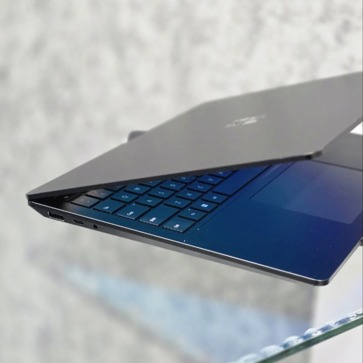 لپ تاپ استوک 13.5 اینچی مایکروسافت مدل Microsoft Surface Laptop 4 i7 1185G7 16GB 256GB Intel Iris Xe مشخصات، قیمت و خرید لپ تاپ استوک 13.5 اینچی مایکروسافت مدل Microsoft Surface Laptop 4 i7 1185G7 16GB 256GB Intel Iris Xe