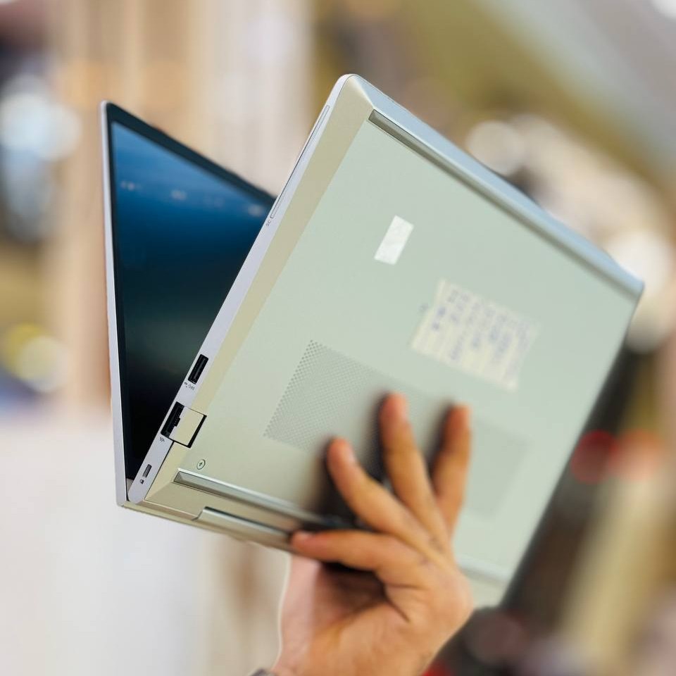 لپ تاپ استوک 14 اینچی اچ پی مدل HP ProBook 640 G9 i5 1245U 16GB 512GB Intel Iris Xe مشخصات، قیمت و خرید لپ تاپ استوک 14 اینچی اچ پی مدل HP ProBook 640 G9 i5 1245U 16GB 512GB Intel Iris Xe