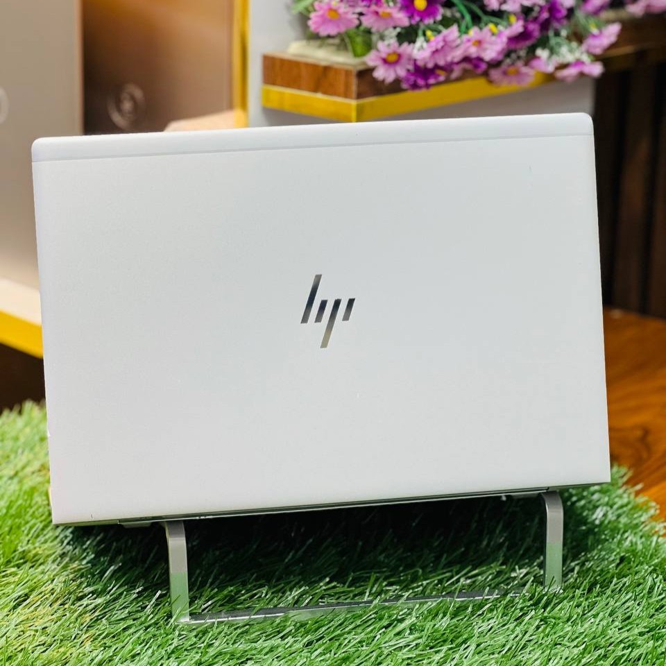 لپ تاپ استوک 15.6 اینچی اچ پی مدل HP EliteBook 850 G5 i7 8650U 8GB 256GB AMD RX 540 مشخصات، قیمت و خرید لپ تاپ استوک 15.6 اینچی اچ پی مدل HP EliteBook 850 G5 i7 8650U 8GB 256GB AMD RX 540