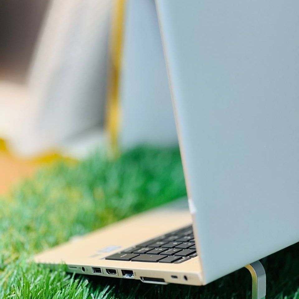 لپ تاپ استوک 15.6 اینچی اچ پی مدل HP EliteBook 850 G5 i7 8650U 8GB 256GB AMD RX 540 مشخصات، قیمت و خرید لپ تاپ استوک 15.6 اینچی اچ پی مدل HP EliteBook 850 G5 i7 8650U 8GB 256GB AMD RX 540