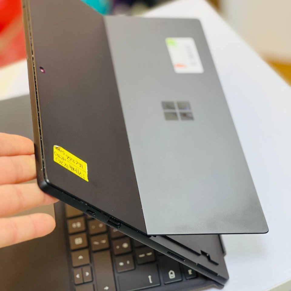 لپ تاپ استوک 12.3 اینچی مایکروسافت مدل Microsoft Surface Pro 7 i7 1065G7 16GB 256GB Intel Iris Plus مشخصات، قیمت و خرید لپ تاپ استوک 12.3 اینچی مایکروسافت مدل Microsoft Surface Pro 7 i7 1065G7 16GB 256GB Intel Iris Plus