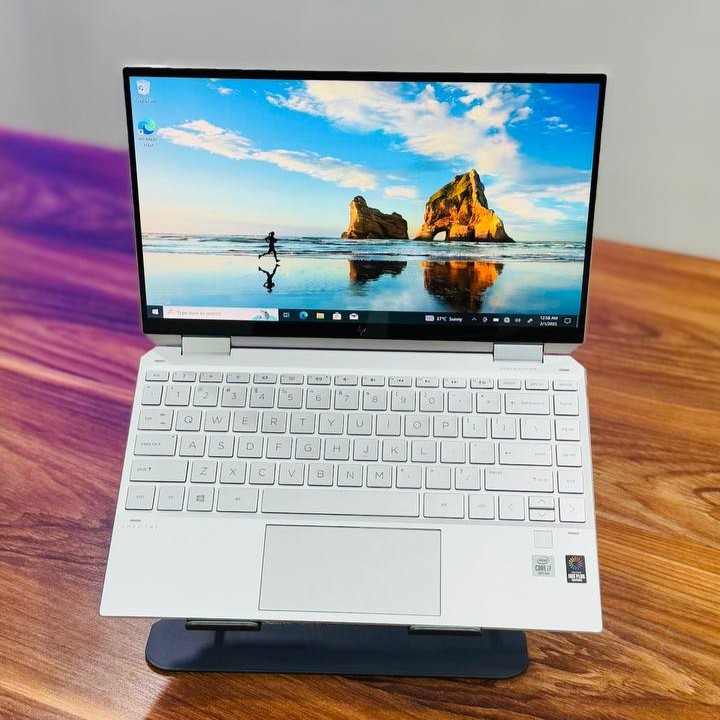 لپ تاپ استوک 13.3 اینچی اچ پی مدل HP Spectre X360 13-aw0117tu i7 1065G7 16GB 1TB Intel Iris Plus مشخصات، قیمت و خرید لپ تاپ استوک 13.3 اینچی اچ پی مدل HP Spectre X360 13-aw0117tu i7 1065G7 16GB 1TB Intel Iris Plus