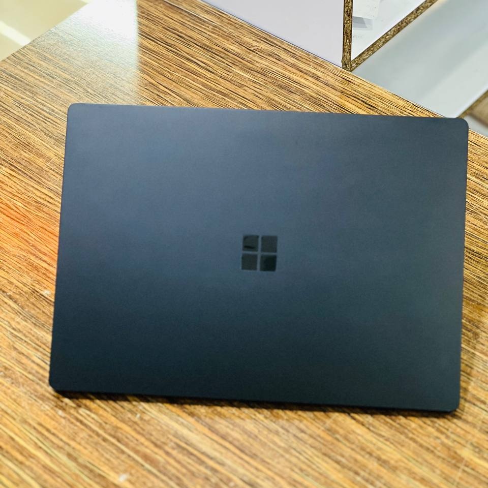 لپ تاپ استوک 15 اینچی مایکروسافت مدل Microsoft Surface Laptop 4 i7 1185G7 16GB 256GB Intel Iris Xe مشخصات، قیمت و خرید لپ تاپ استوک 15 اینچی مایکروسافت مدل Microsoft Surface Laptop 4 i7 1185G7 16GB 256GB Intel Iris Xe
