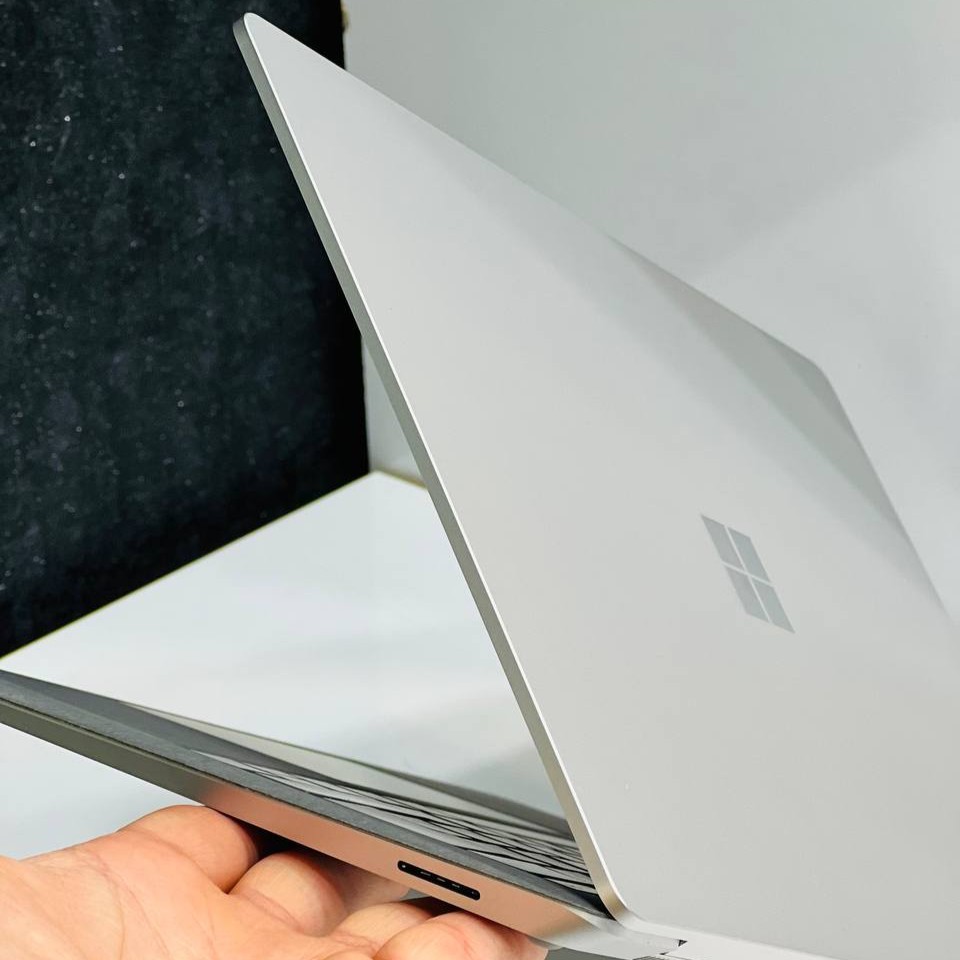 لپ تاپ استوک 13.5 اینچی مایکروسافت مدل Microsoft Surface Laptop 4 i7 1185G7 16GB 512GB Intel Iris Xe مشخصات، قیمت و خرید لپ تاپ استوک 13.5 اینچی مایکروسافت مدل Microsoft Surface Laptop 4 i7 1185G7 16GB 512GB Intel Iris Xe