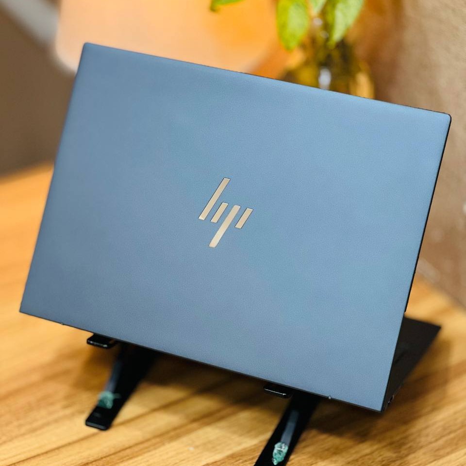 لپ تاپ استوک 13.5 اینچی اچ پی مدل HP DragonFly G4 i5 1335U 16GB 512GB Intel Iris Xe مشخصات، قیمت و خرید لپ تاپ استوک 13.5 اینچی اچ پی مدل HP DragonFly G4 i5 1335U 16GB 512GB Intel Iris Xe