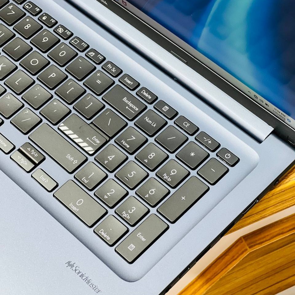 لپ تاپ اپن باکس 17.3 اینچی ایسوس مدل Asus Vivobook K1703 i5 12500H 12GB 256GB Intel Iris Xe مشخصات، قیمت و خرید لپ تاپ اپن باکس 17.3 اینچی ایسوس مدل Asus Vivobook K1703 i5 12500H 12GB 256GB Intel Iris Xe