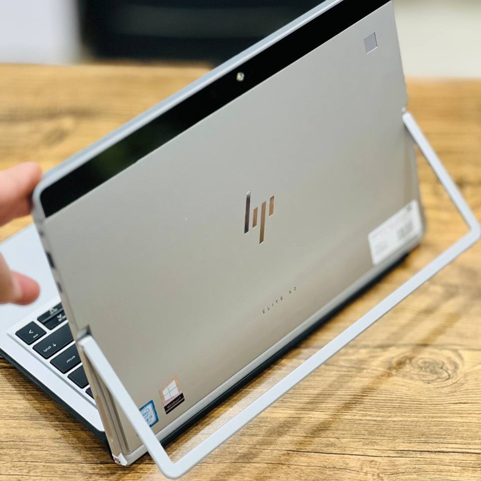لپ تاپ استوک 13 اینچی اچ پی مدل HP Elite X2 1012 G2 i5 7300U 8GB 256GB Intel HD 620 مشخصات، قیمت و خرید لپ تاپ استوک 13 اینچی اچ پی مدل HP Elite X2 1012 G2 i5 7300U 8GB 256GB Intel HD 620