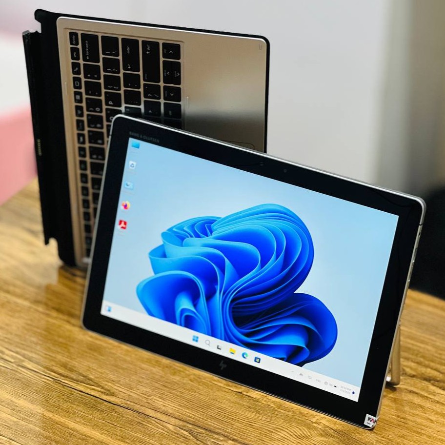 لپ تاپ استوک 13 اینچی اچ پی مدل HP Elite X2 1012 G2 i5 7300U 8GB 256GB Intel HD 620 مشخصات، قیمت و خرید لپ تاپ استوک 13 اینچی اچ پی مدل HP Elite X2 1012 G2 i5 7300U 8GB 256GB Intel HD 620