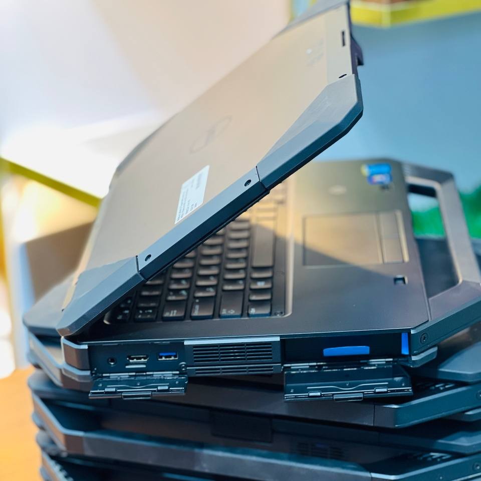 لپ تاپ استوک 14 اینچی دل مدل Dell Latitude 5404 i7 4650U 16GB 512GB intel HD 5000 مشخصات، قیمت و خرید لپ تاپ استوک 14 اینچی دل مدل Dell Latitude 5404 i7 4650U 16GB 512GB intel HD 5000