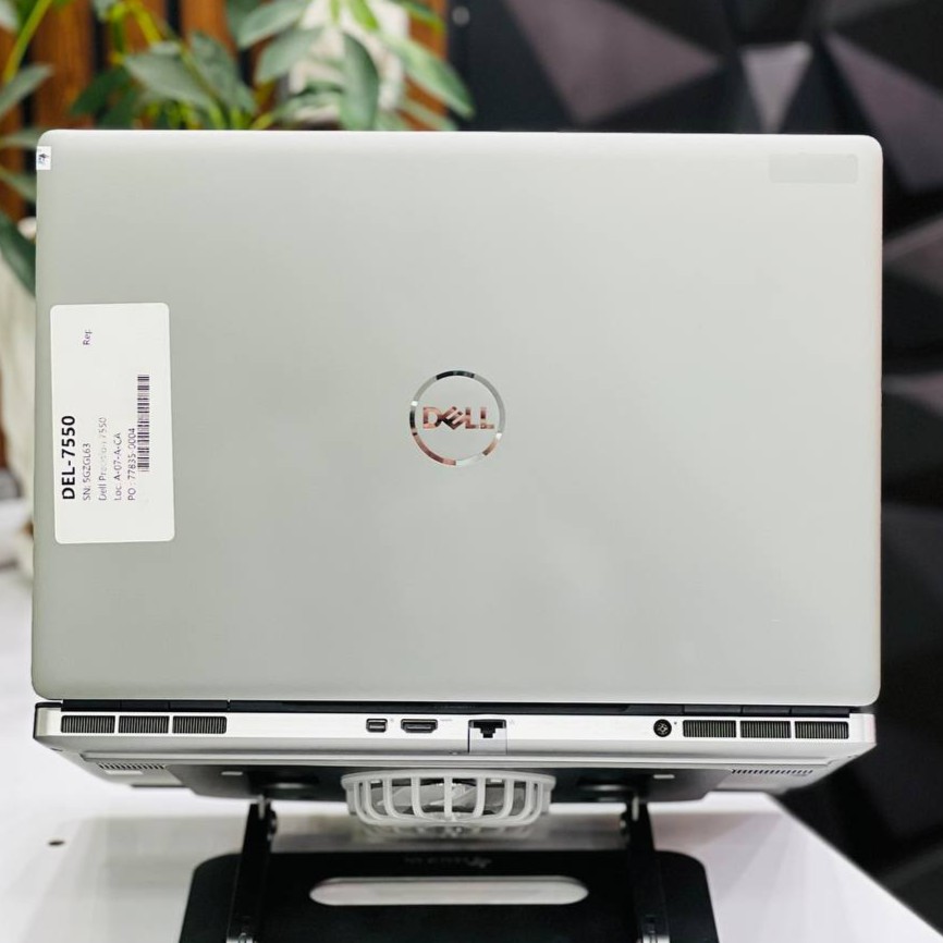 لپ تاپ استوک 15.6 اینچی دل مدل Dell Precision 7550 i7 10850H 32GB 512GB NVIDIA Quadro T1000 مشخصات، قیمت و خرید لپ تاپ استوک 15.6 اینچی دل مدل Dell Precision 7550 i7 10850H 32GB 512GB NVIDIA Quadro T1000