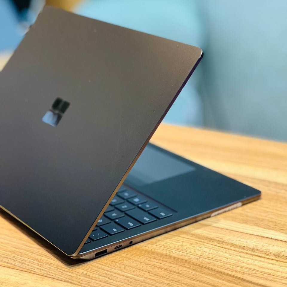 لپ تاپ استوک 13.5 اینچی مایکروسافت مدل Microsoft Surface Laptop 3 i7 1065G7 16GB 256GB Intel Iris Plus مشخصات، قیمت و خرید لپ تاپ استوک 13.5 اینچی مایکروسافت مدل Microsoft Surface Laptop 3 i7 1065G7 16GB 256GB Intel Iris Plus