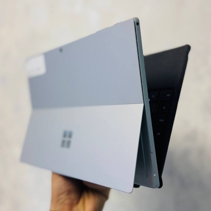 لپ تاپ استوک 12.3 اینچی مایکروسافت مدل Microsoft Surface Pro 7 i5 1035G4 8GB 256GB Intel Iris Plus مشخصات، قیمت و خرید لپ تاپ استوک 12.3 اینچی مایکروسافت مدل Microsoft Surface Pro 7 i5 1035G4 8GB 256GB Intel Iris Plus