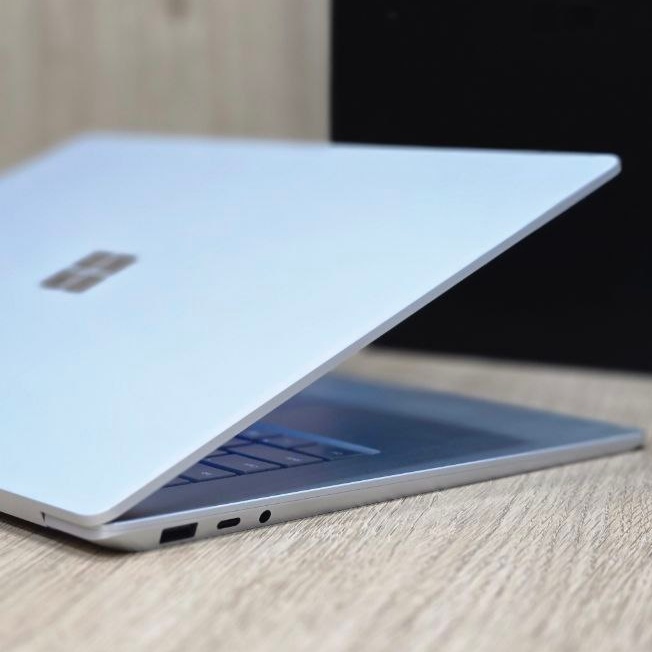 لپ تاپ استوک 15 اینچی مایکروسافت مدل Microsoft Surface Laptop 3 i7 1065G7 16GB 512GB Intel Iris Plus مشخصات، قیمت و خرید لپ تاپ استوک 15 اینچی مایکروسافت مدل Microsoft Surface Laptop 3 i7 1065G7 16GB 512GB Intel Iris Plus