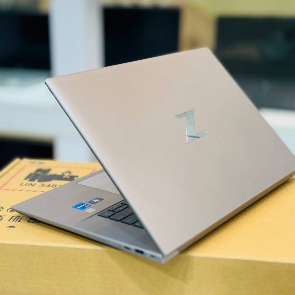 لپ تاپ اپن باکس 16 اینچی اچ پی مدل HP Zbook Studio 16 G9 i7 12700H 16GB 1TB NVIDIA RTX 3070 ti مشخصات، قیمت و خرید لپ تاپ اپن باکس 16 اینچی اچ پی مدل HP Zbook Studio 16 G9 i7 12700H 16GB 1TB NVIDIA RTX 3070 ti