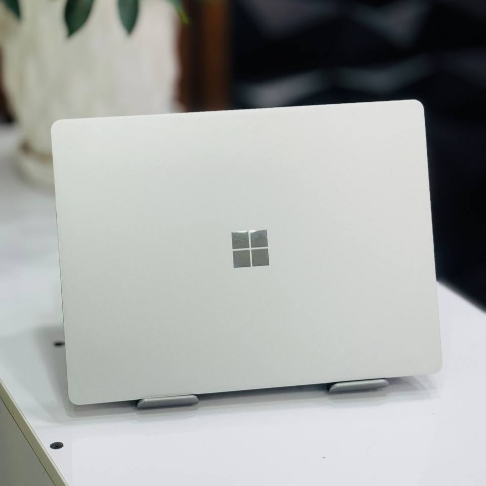لپ تاپ استوک 12.4 اینچی مایکروسافت مدل Microsoft Surface Laptop Go i5 1035G1 16GB 512GB Intel UHD مشخصات، قیمت و خرید لپ تاپ استوک 12.4 اینچی مایکروسافت مدل Microsoft Surface Laptop Go i5 1035G1 16GB 512GB Intel UHD
