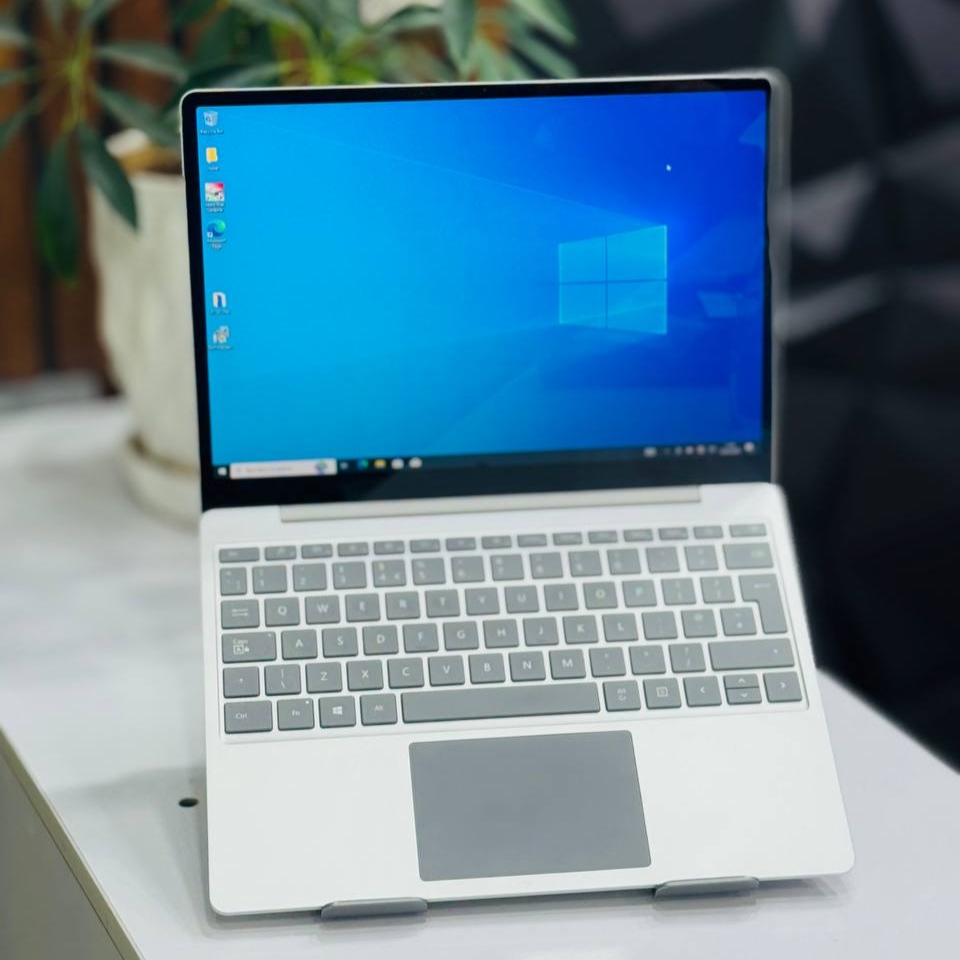 لپ تاپ استوک 12.4 اینچی مایکروسافت مدل Microsoft Surface Laptop Go i5 1035G1 16GB 512GB Intel UHD مشخصات، قیمت و خرید لپ تاپ استوک 12.4 اینچی مایکروسافت مدل Microsoft Surface Laptop Go i5 1035G1 16GB 512GB Intel UHD