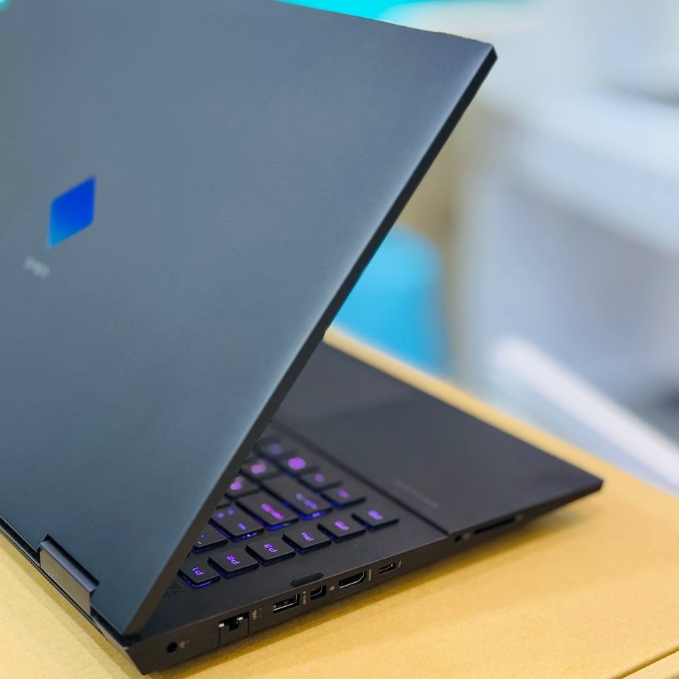 لپ تاپ اپن باکس 17.3 اینچی اچ پی مدل HP OMEN 17 i7 13700HX 16GB 1TB NVIDIA RTX 4070 240Hz مشخصات، قیمت و خرید لپ تاپ اپن باکس 17.3 اینچی اچ پی مدل HP OMEN 17 i7 13700HX 16GB 1TB NVIDIA RTX 4070 240Hz