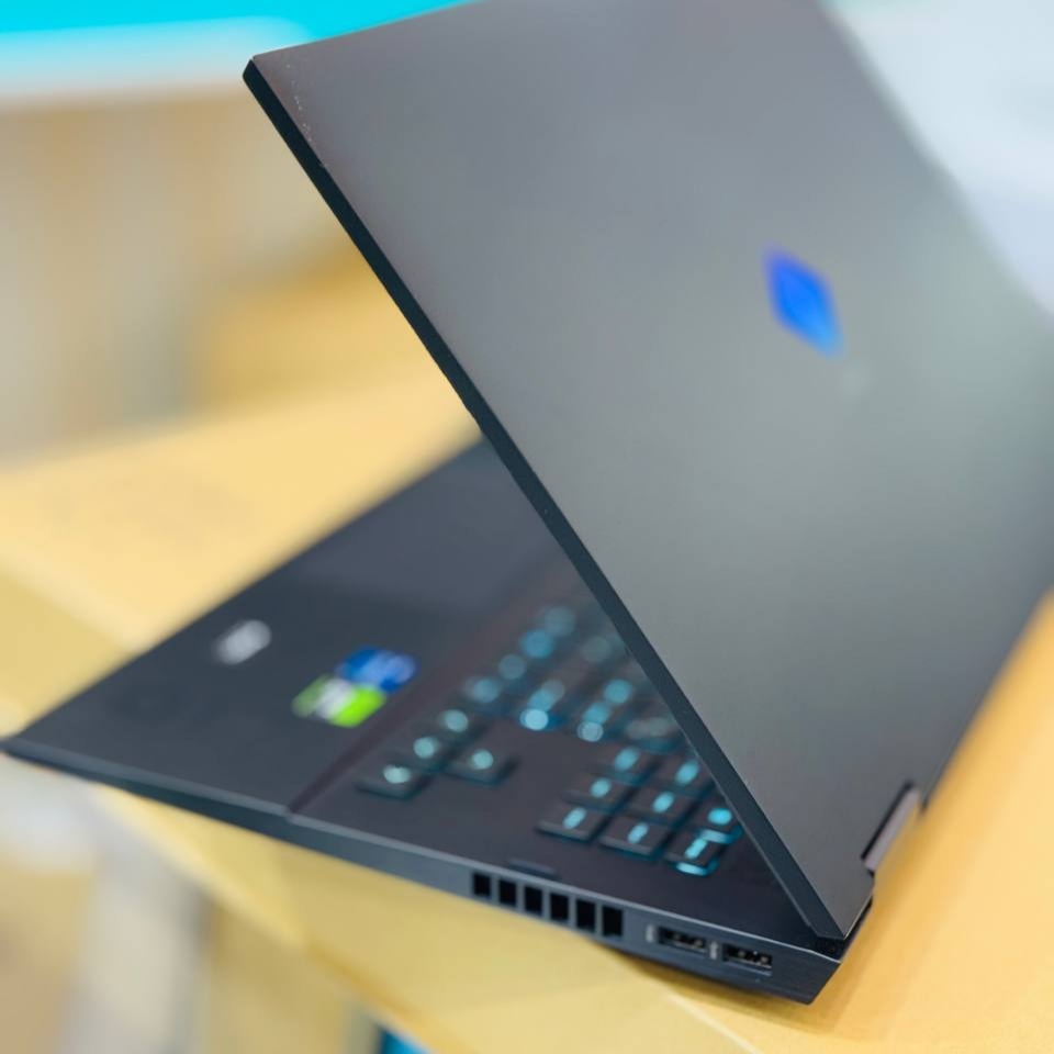 لپ تاپ اپن باکس 17.3 اینچی اچ پی مدل HP OMEN 17 i7 13700HX 16GB 1TB NVIDIA RTX 4070 240Hz مشخصات، قیمت و خرید لپ تاپ اپن باکس 17.3 اینچی اچ پی مدل HP OMEN 17 i7 13700HX 16GB 1TB NVIDIA RTX 4070 240Hz