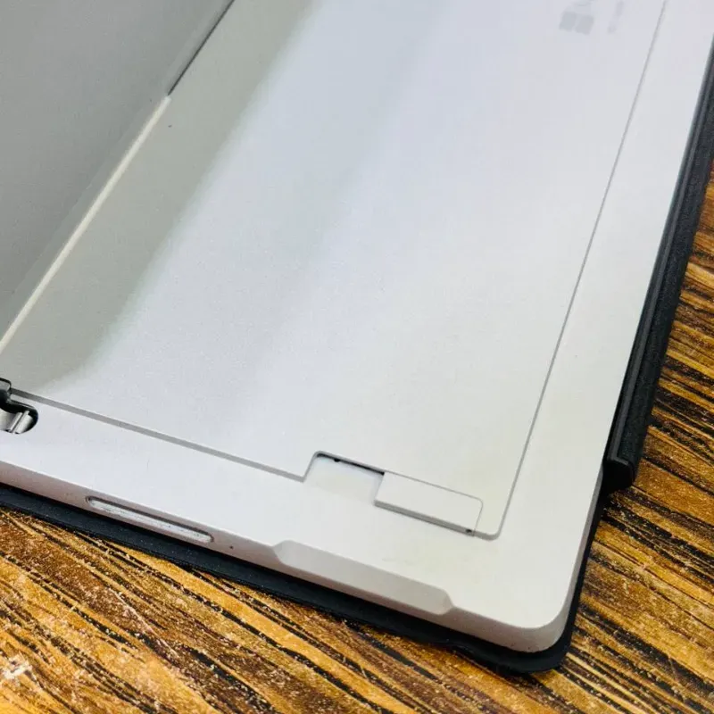 لپ تاپ استوک 12.3 اینچی مایکروسافت مدل Microsoft Surface Pro 5 i5 7300U 8GB 256GB Intel HD 620 Sim مشخصات، قیمت و خرید لپ تاپ استوک 12.3 اینچی مایکروسافت مدل Microsoft Surface Pro 5 i5 7300U 8GB 256GB Intel HD 620 Sim
