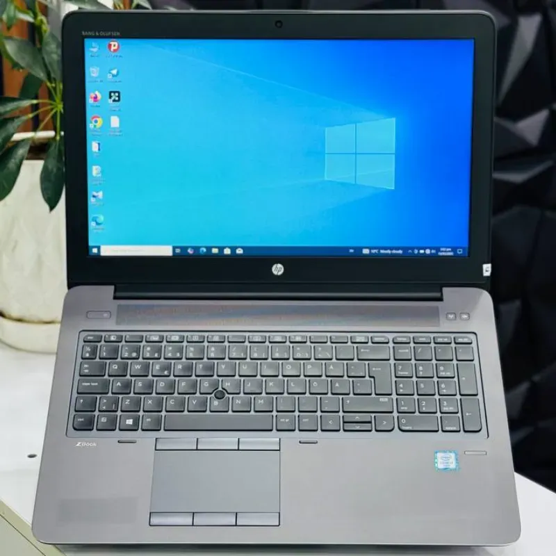 لپ تاپ استوک 15.6 اینچی اچ پی مدل HP Zbook 15 G3 Xeon E3-1505M 16GB 512GB 4GB M2000M مشخصات، قیمت و خرید لپ تاپ استوک 15.6 اینچی اچ پی مدل HP Zbook 15 G3 Xeon E3-1505M 16GB 512GB 4GB M2000M
