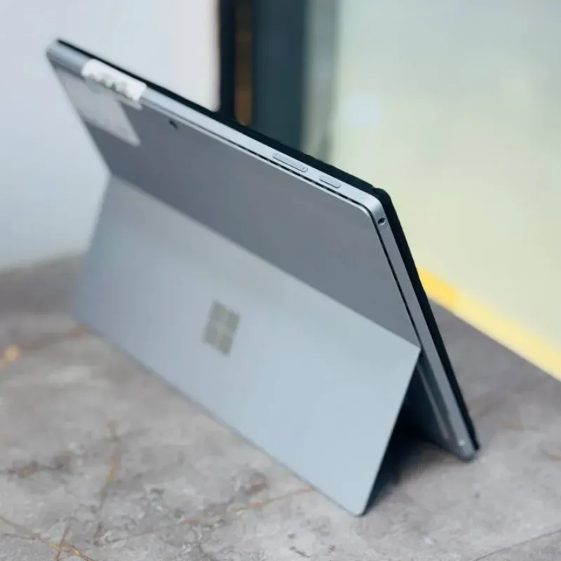 لپ تاپ استوک 12.3 اینچی مایکروسافت مدل Microsoft Surface Pro 7 Plus i5 1135G7 8GB 256GB Intel Iris Xe مشخصات، قیمت و خرید لپ تاپ استوک 12.3 اینچی مایکروسافت مدل Microsoft Surface Pro 7 Plus i5 1135G7 8GB 256GB Intel Iris Xe