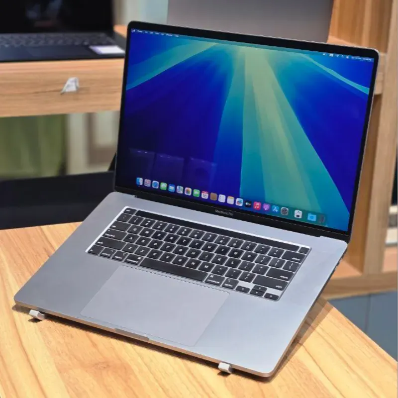 لپ تاپ استوک 16 اینچی اپل مدل Apple MacBook Pro 2019 i9 9850H 16GB 500GB AMD 5300M مشخصات، قیمت و خرید لپ تاپ استوک 16 اینچی اپل مدل Apple MacBook Pro 2019 i9 9850H 16GB 500GB AMD 5300M