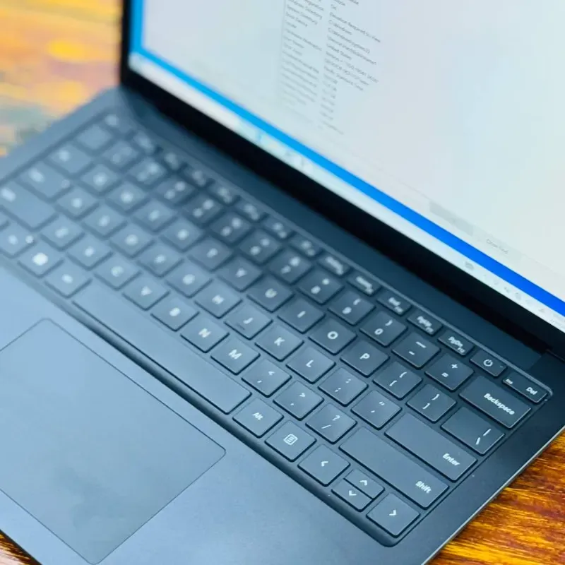 لپ تاپ استوک 13.5 اینچی مایکروسافت مدل Microsoft Surface Laptop 5 i7 1255U 16GB 512GB Intel Iris Xe مشخصات، قیمت و خرید لپ تاپ استوک 13.5 اینچی مایکروسافت مدل Microsoft Surface Laptop 5 i7 1255U 16GB 512GB Intel Iris Xe