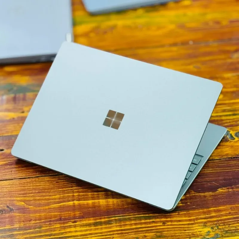لپ تاپ استوک 10.5 اینچی مایکروسافت مدل Microsoft Surface Laptop Go 2 i5 1135G7 8GB 256GB Intel Iris Xe مشخصات، قیمت و خرید لپ تاپ استوک 10.5 اینچی مایکروسافت مدل Microsoft Surface Laptop Go 2 i5 1135G7 8GB 256GB Intel Iris Xe