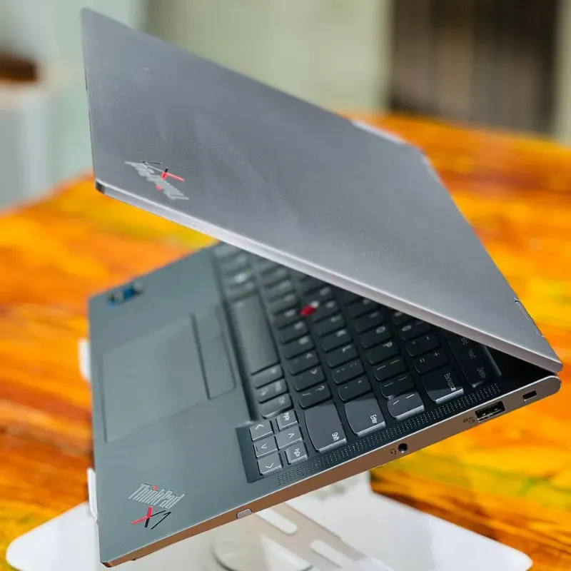 لپ تاپ استوک 14 اینچی لنوو مدل Lenovo Thinkpad X1 Yoga Gen 6 i7 1185G7 16GB 1TB Intel Iris Xe مشخصات، قیمت و خرید لپ تاپ استوک 14 اینچی لنوو مدل Lenovo Thinkpad X1 Yoga Gen 6 i7 1185G7 16GB 1TB Intel Iris Xe